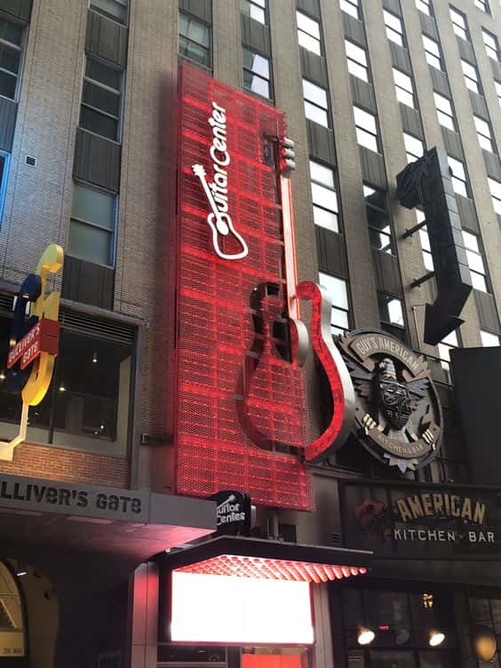 Guitar Center Closing