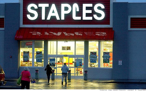 Staples kończy działalność