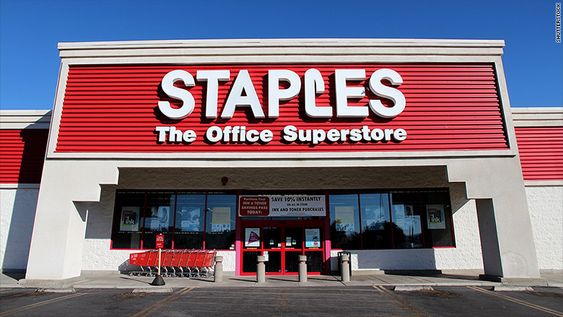 Staples kończy działalność